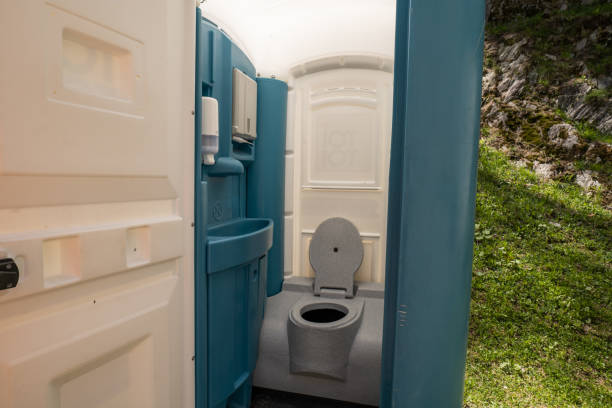 Best Luxury portable toilet rental  in Lacey, WA